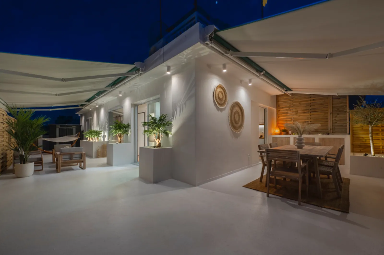 Top Floor Apartment for sale in Athens City Center. ID A4-5937