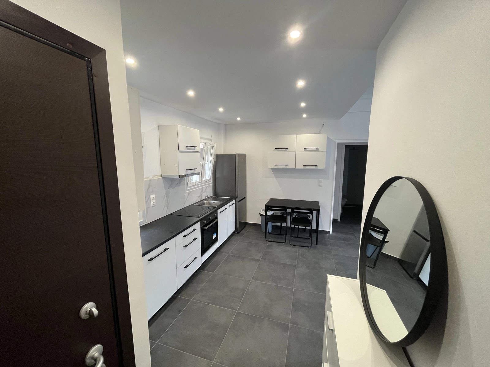 Two-bedroom apartment in Exarchia, Athens. ID A4-5785