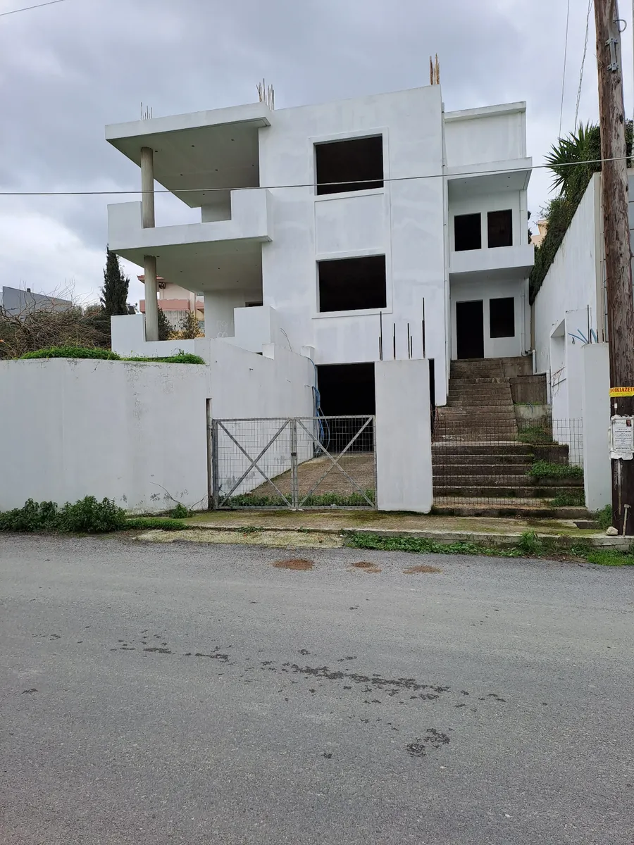 Unfinished House for sale in Heraklion. ID 24-5669