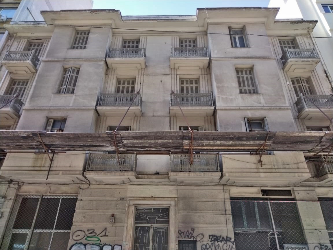 Building for sale in Omonoia Athens. ID AB-1180