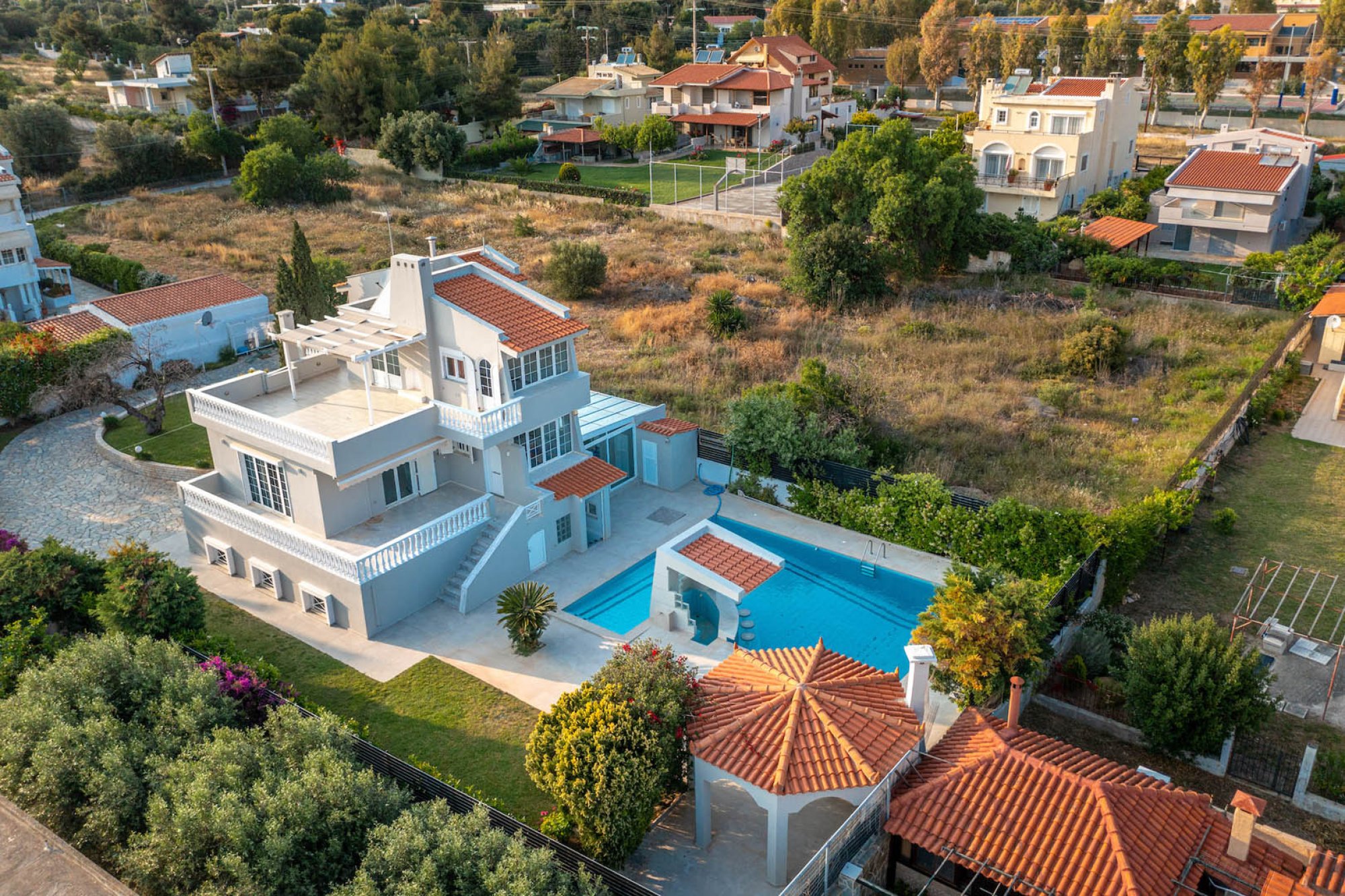 Seaview Villa for sale in Lagonisi. ID Av-1540