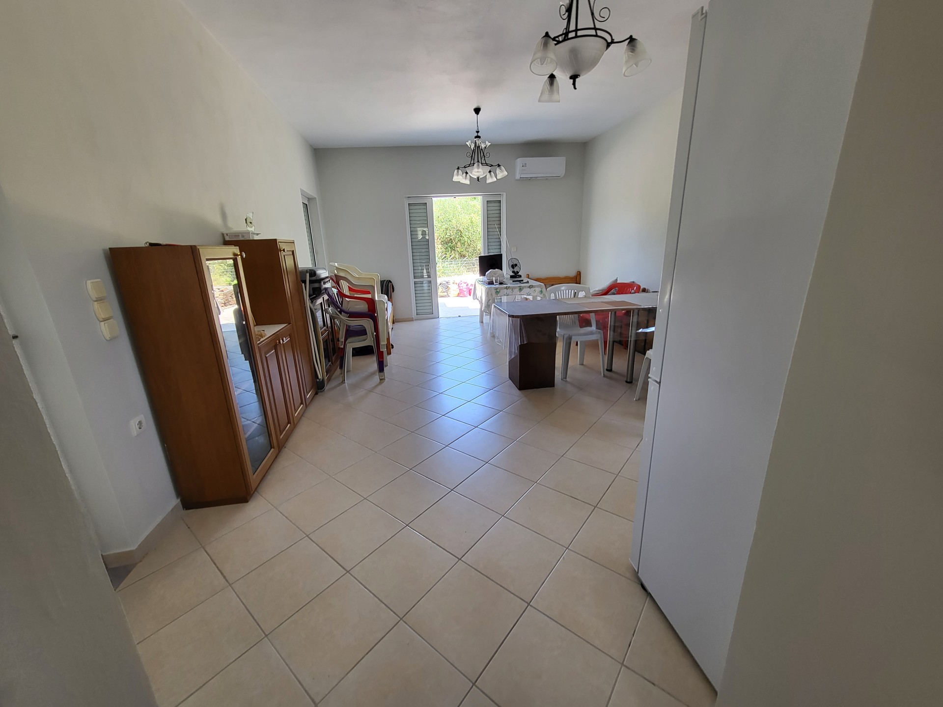 Two Bedroom Apartment for rent in Galatas. ID 001-1123