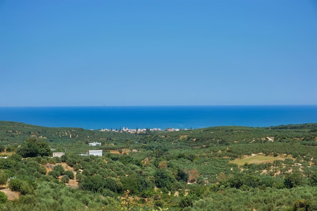 Xamoudochori Land with a Large Building Allowance for sale. ID 03-2636