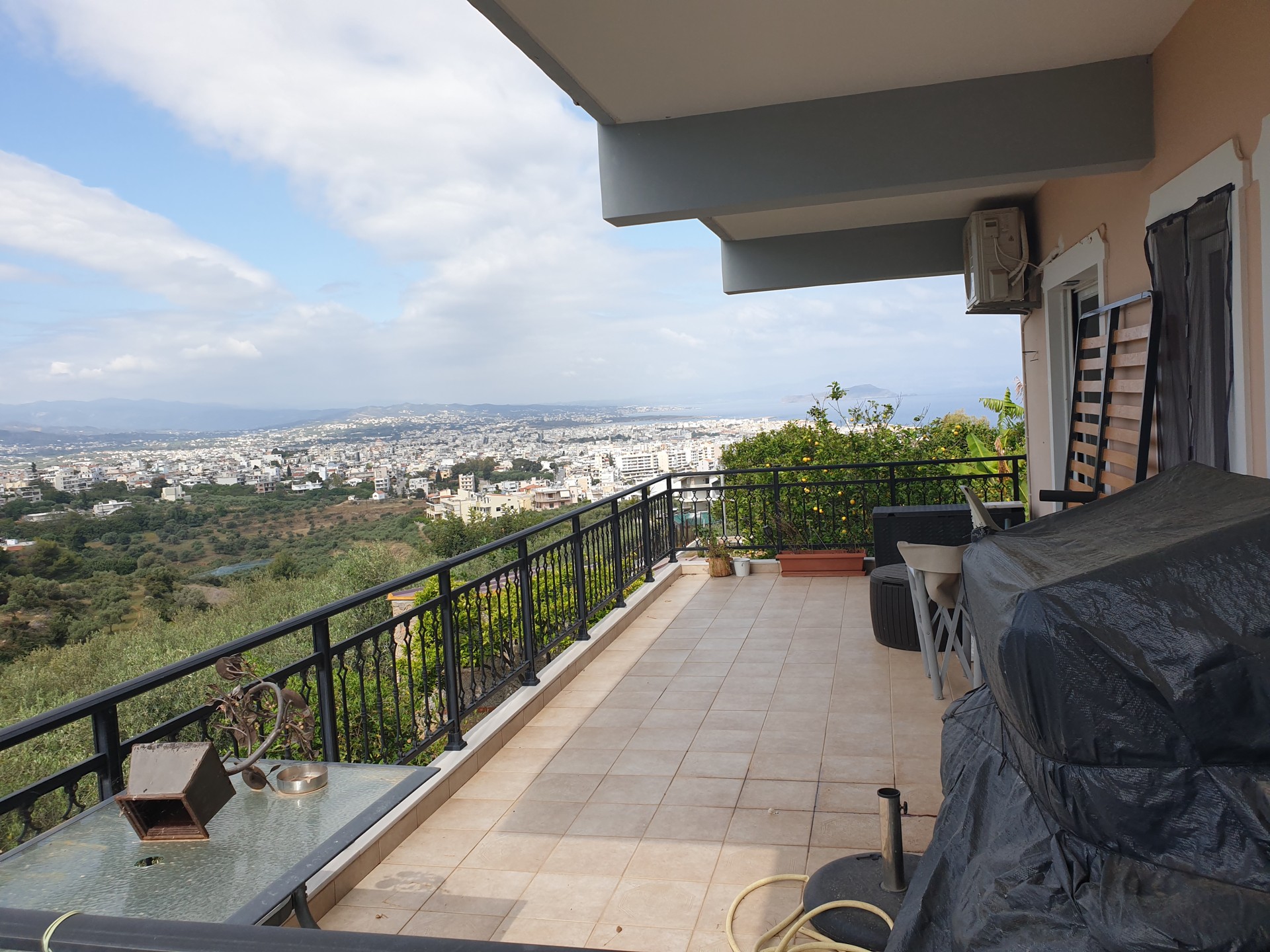 Seaview house for sale in Chalepa. ID 04-5059