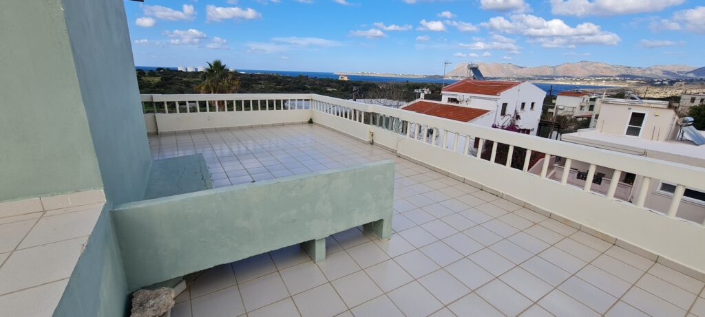 Seaview Maisonette for sale in Agios Onoufrios. ID 04-4888