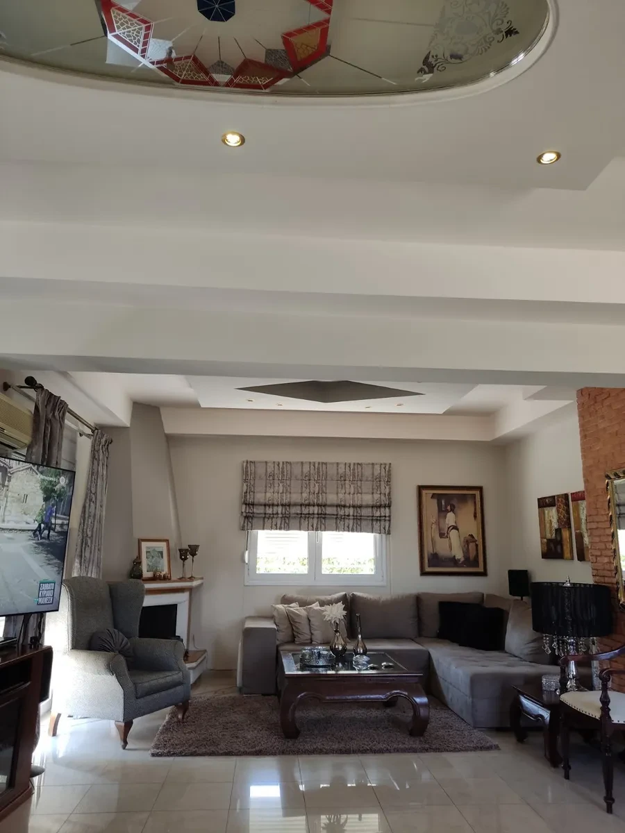 Four Bedroom Maisonette for sale in Rhodes. ID R4-11523