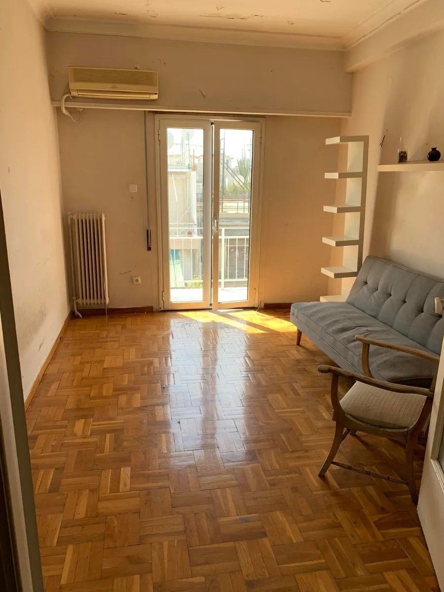 Apartment in central Athens. ID A4-4898