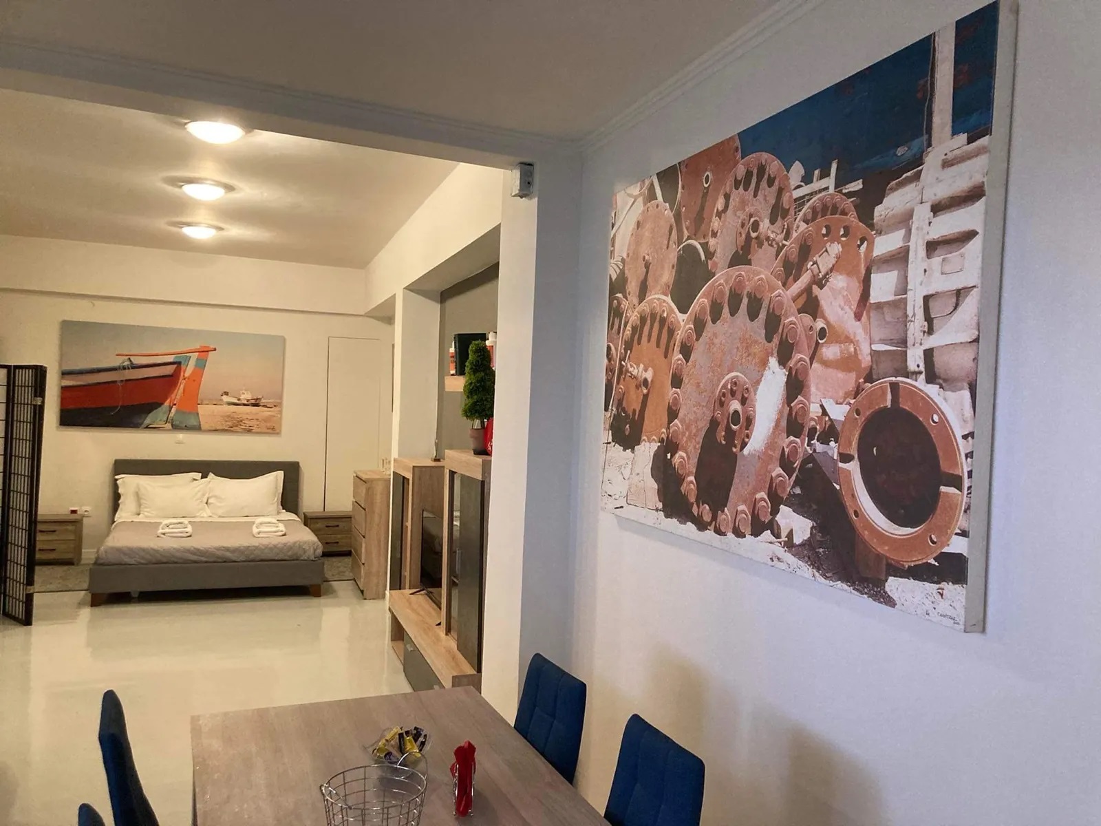 Studio Apartment for sale in Ermou Street Athens. ID A4-4852