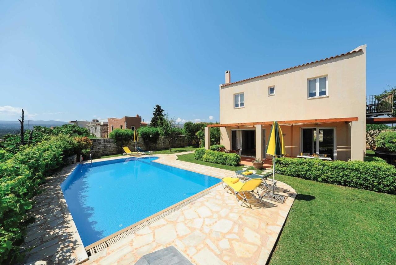 Three Bedroom Villa for sale near Rethymno. ID 1v-789