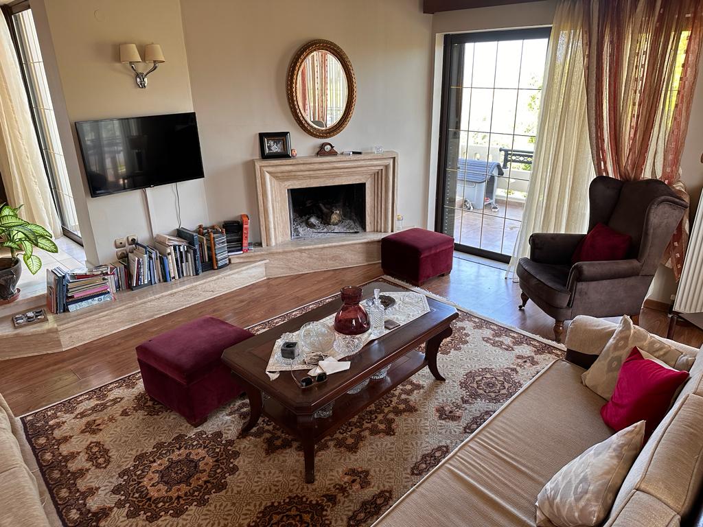 Apartment for rent in Tavronitis. ID 001-1103