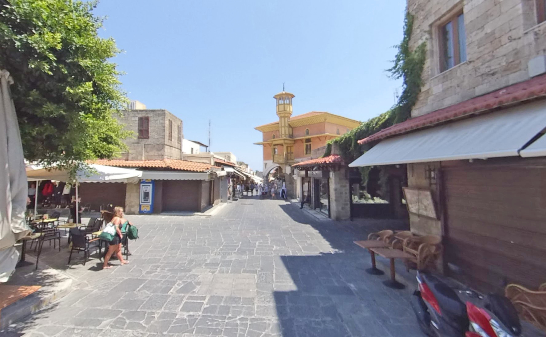 Shop for sale in Rhodes City Center. ID R6-371