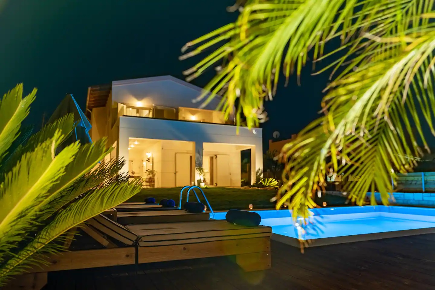 Seaview Villa for sale near Hersonissos. ID 2v-749