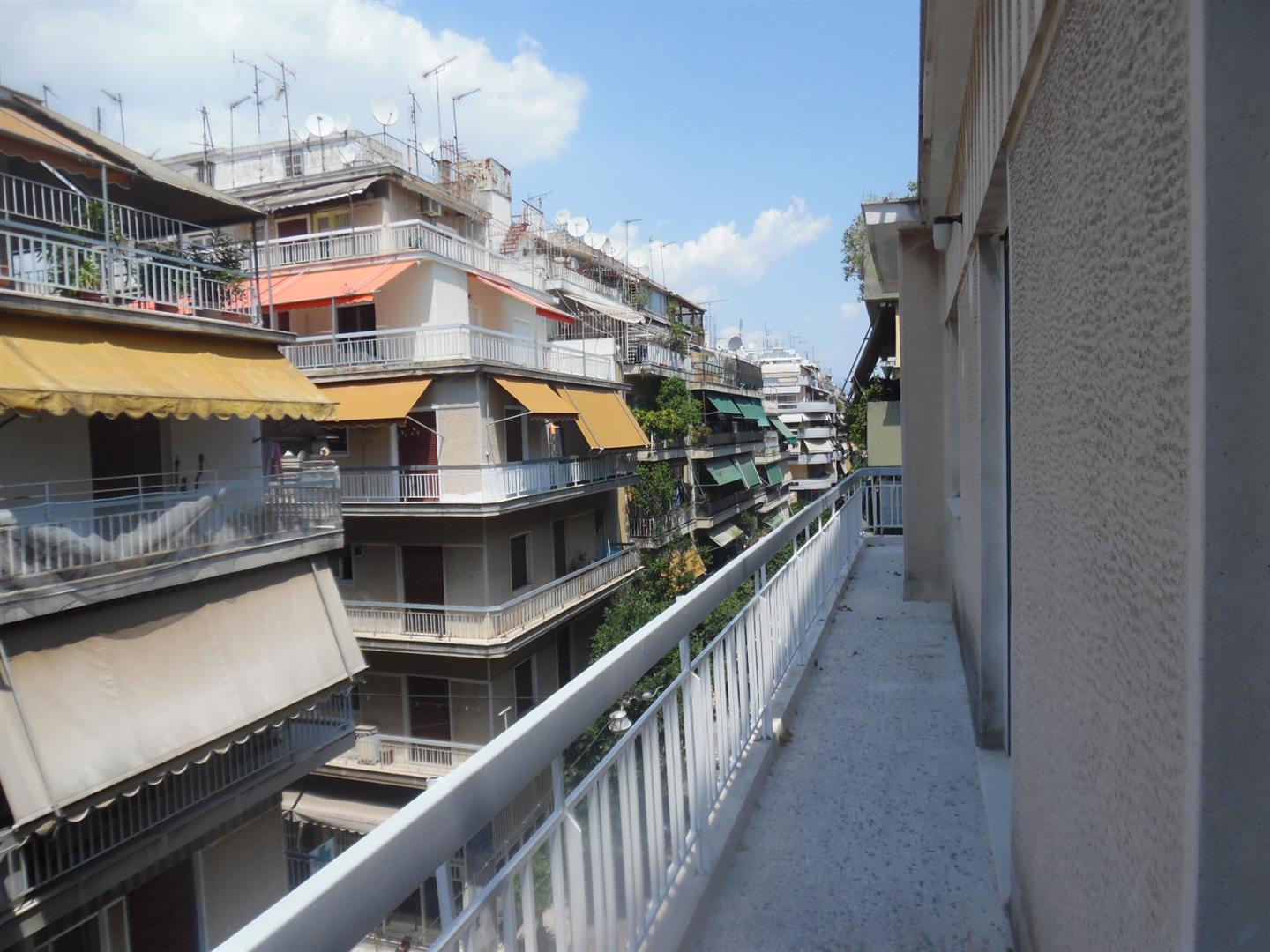 Five studios for sale in Athens. ID A4-4398