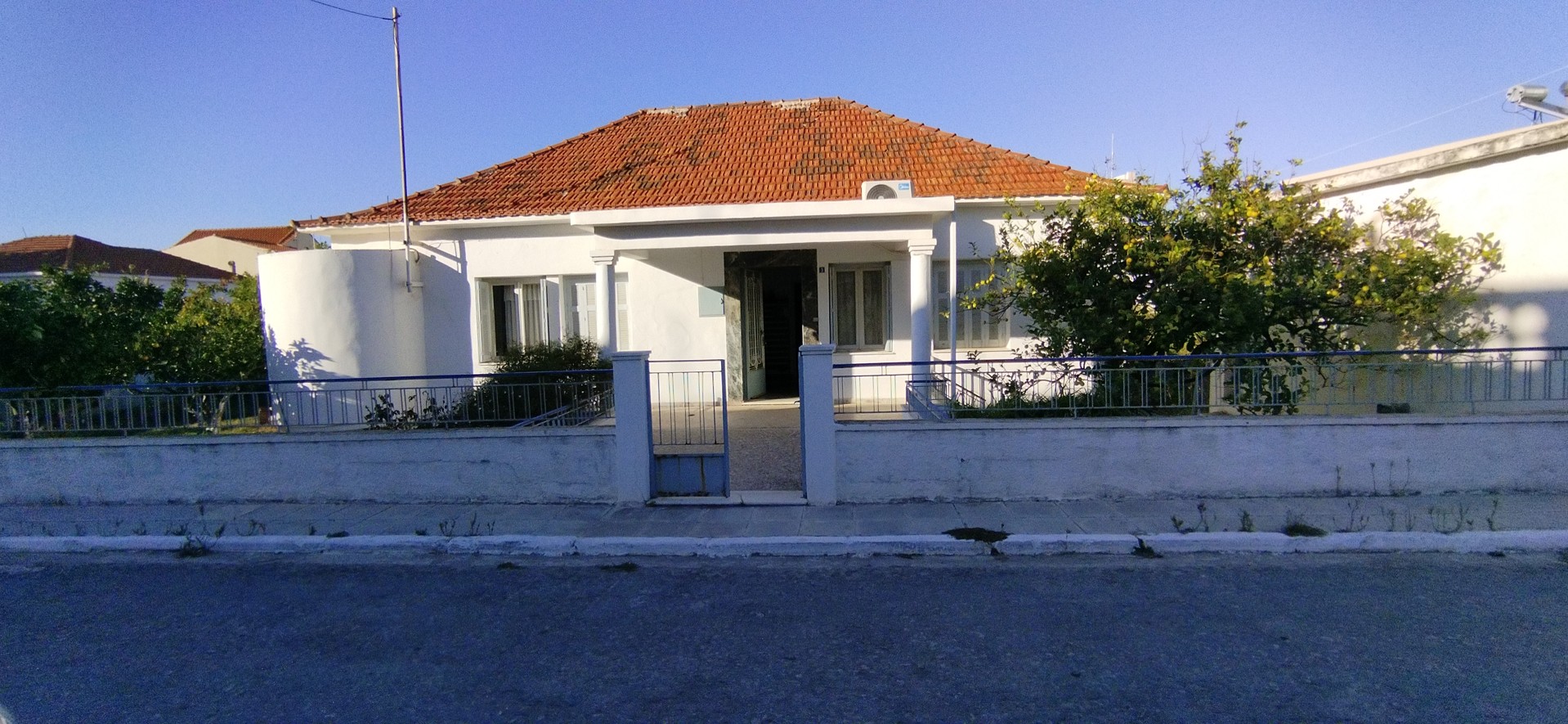 Stone detached house for sale in Kissamos. ID 04-4242