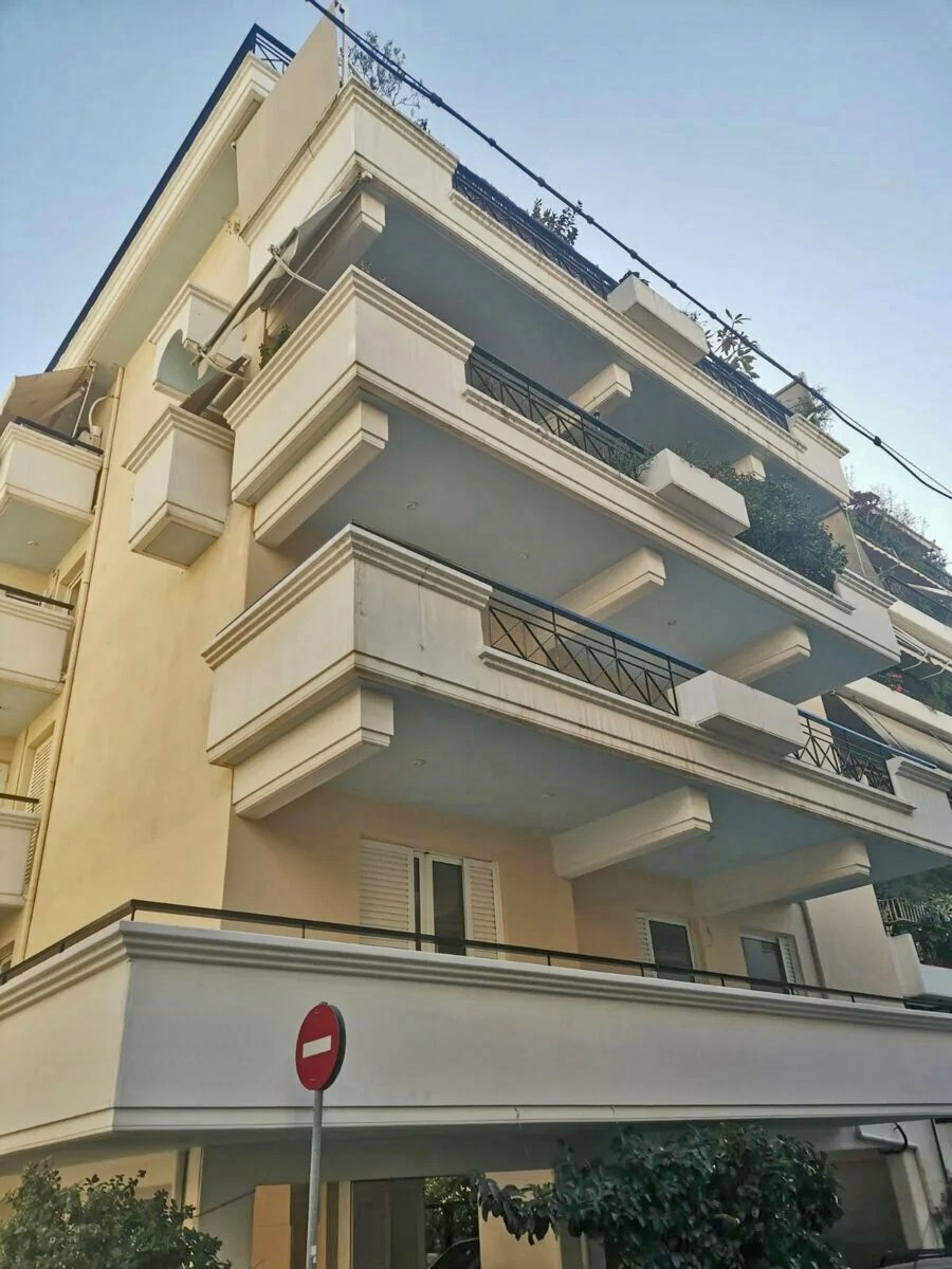 Three-bedroom apartment for sale in Athens. ID A4-4306