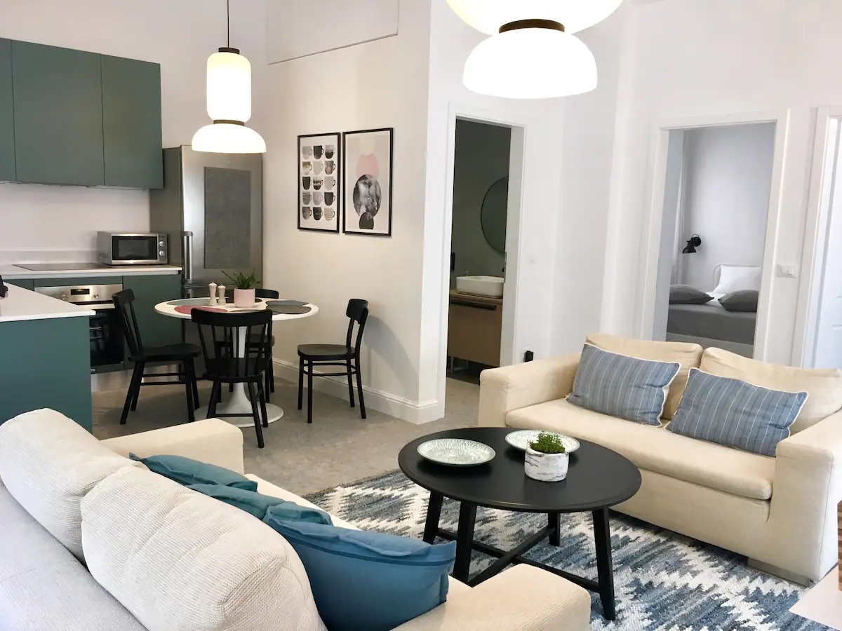 Chania apartment for long-term rent. ID 001-1082