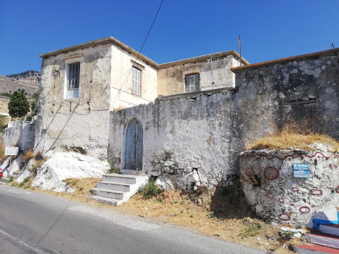 Old Traditional House for sale in Sfakia. ID 05-2836
