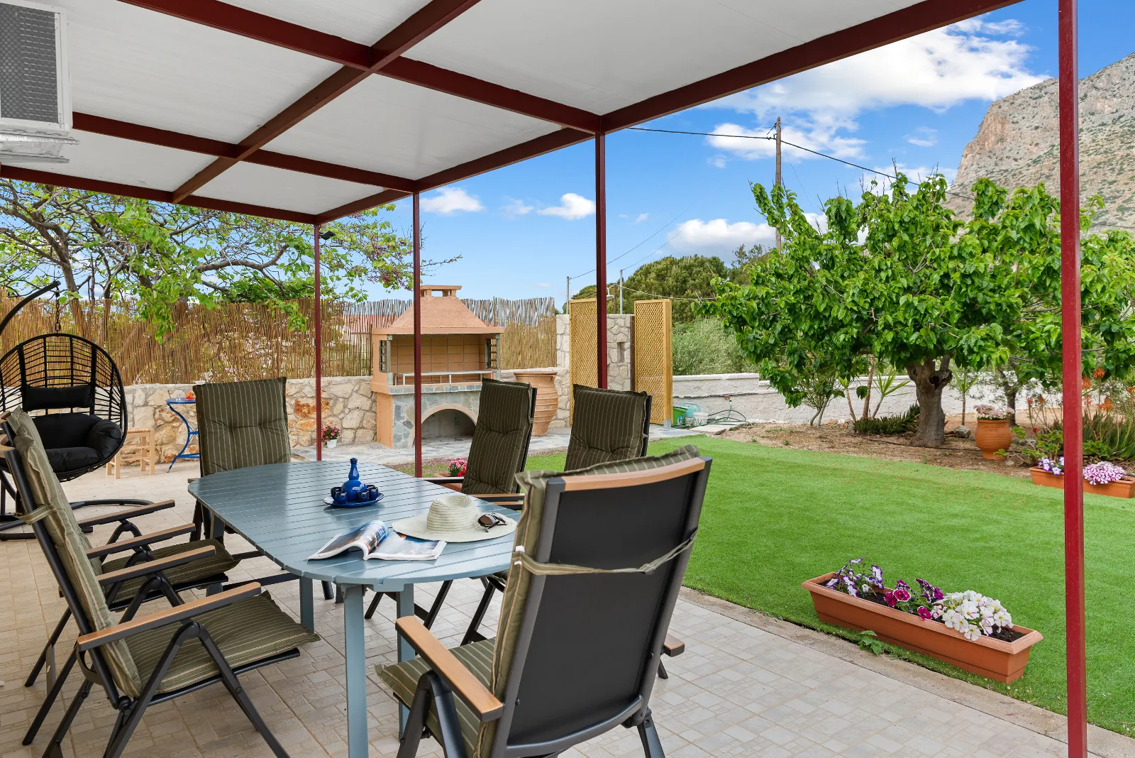 Seaside House for rent in Stavros Chania. ID 001-1064