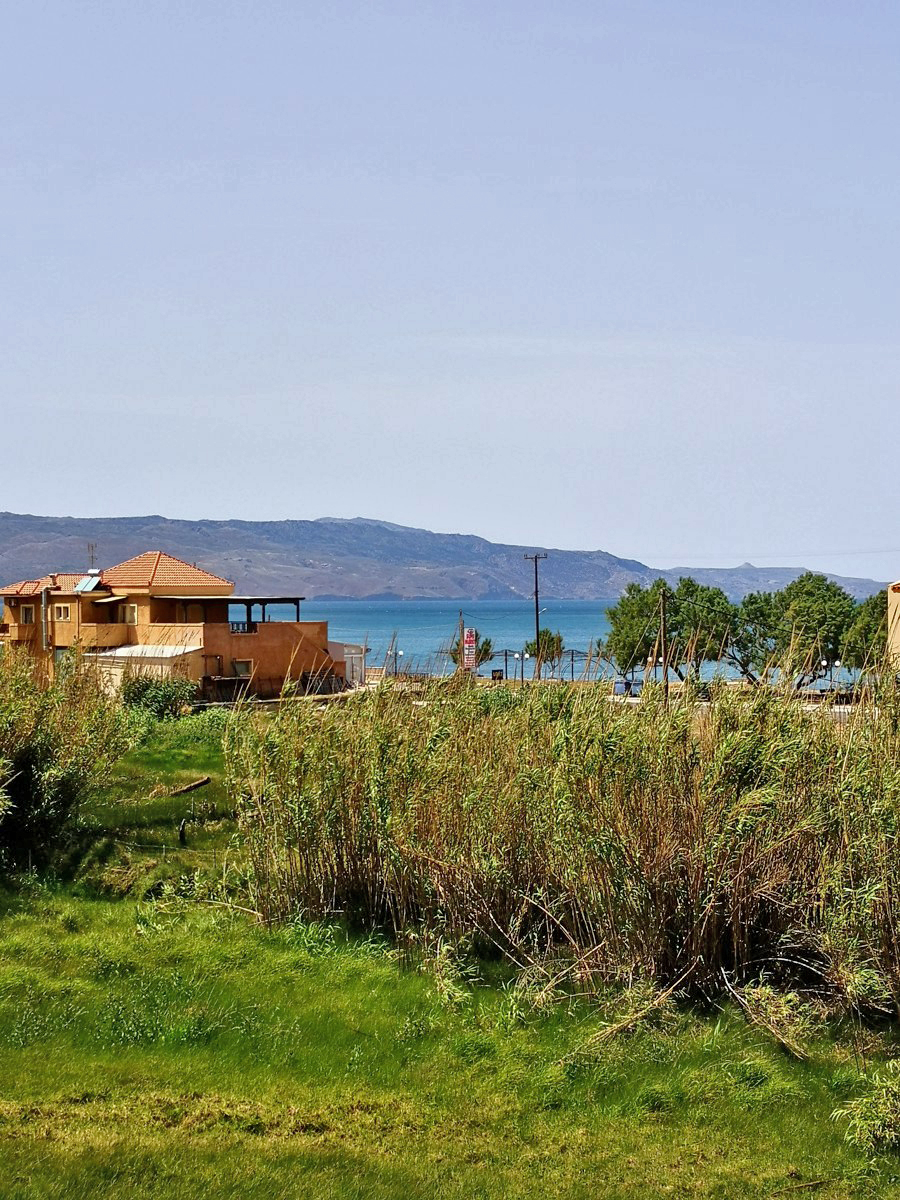 Apartment next to the beach Chania. ID 04-4000