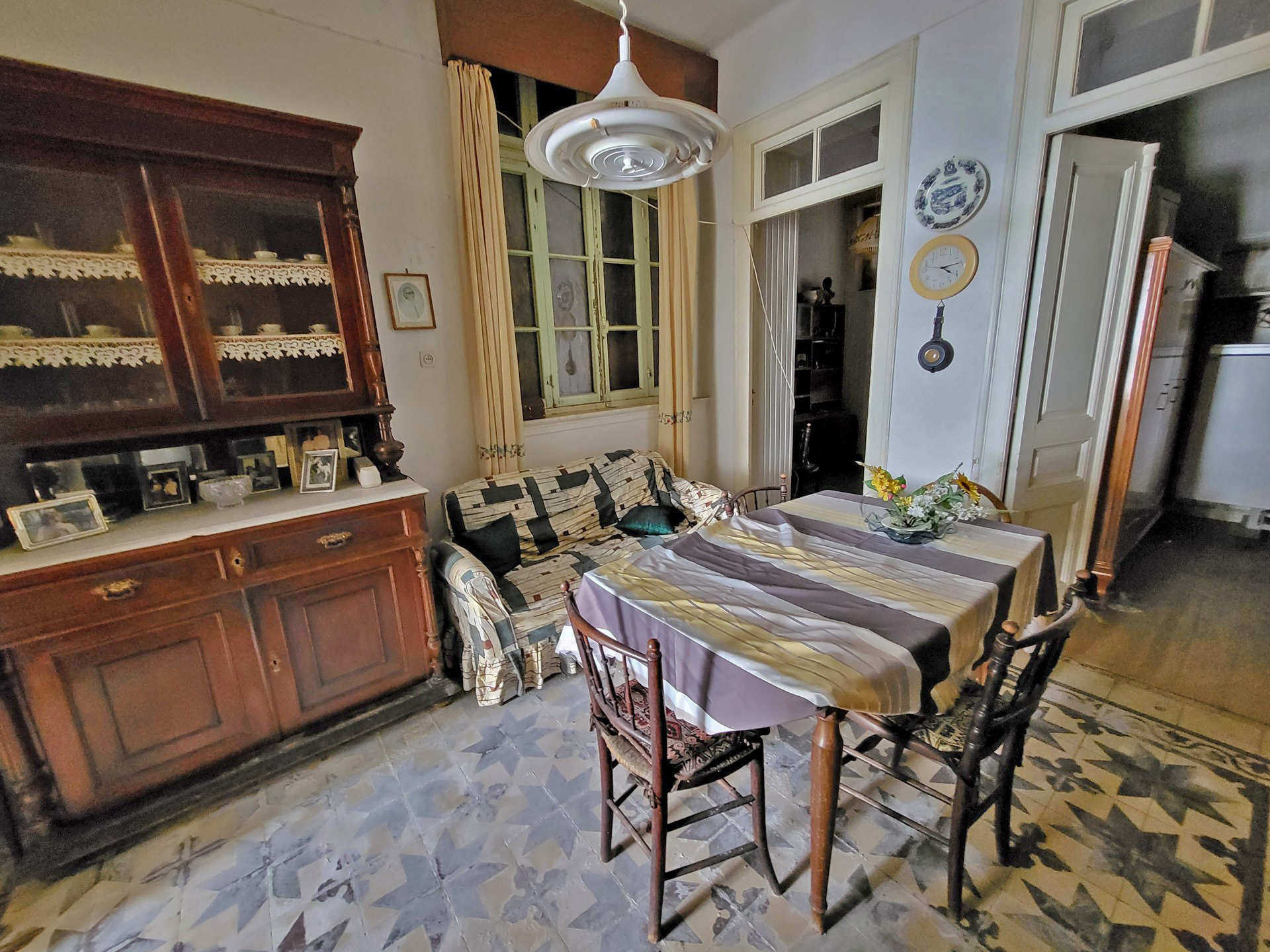 Apartment for Renovation in Koum Kapi Chania. ID 04-4057