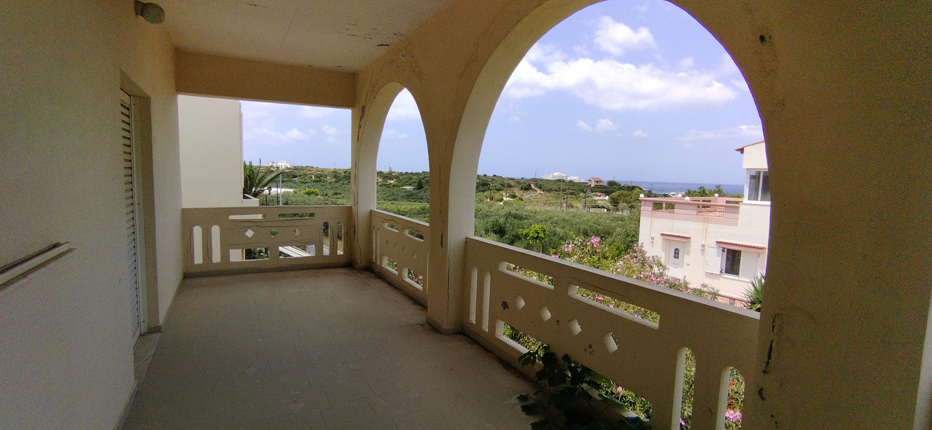 Seaview House in Agios Onourfrios Chania for sale. ID 04-3999