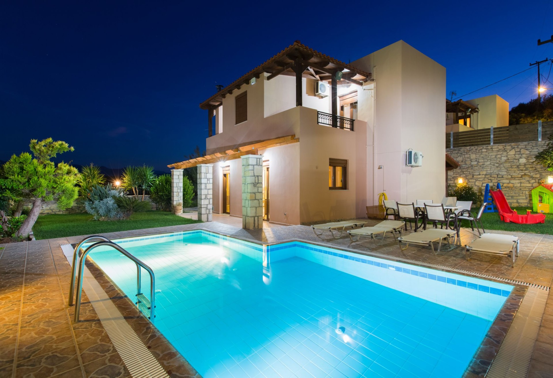 Villa for sale near Panormo Rethymno. ID 1v-695
