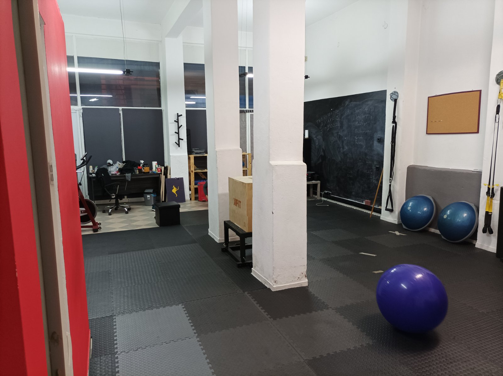 Athens Shop for sale in Agios Dimitrios. ID A6-349