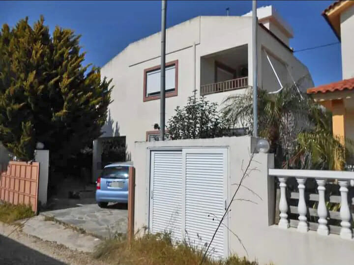 Rhodes two-level house for sale. ID R4-3676