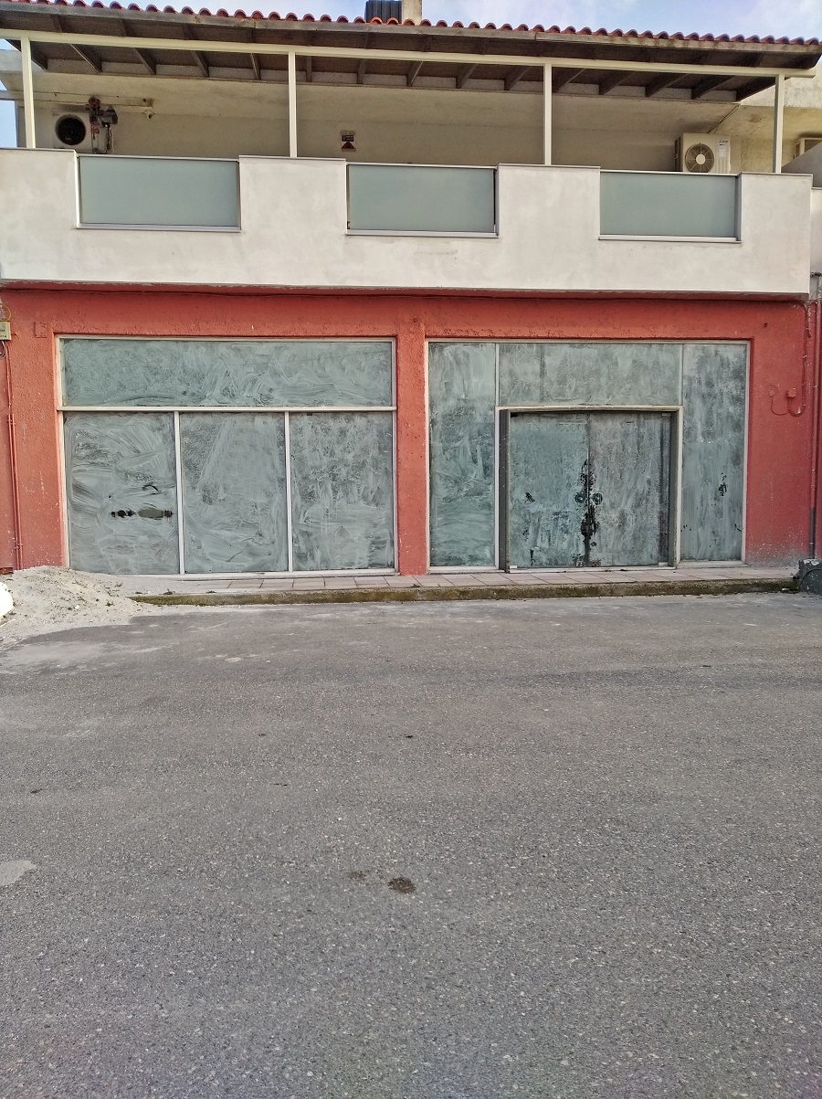 Business shop for sale in Ierapetra Crete. ID 36-325