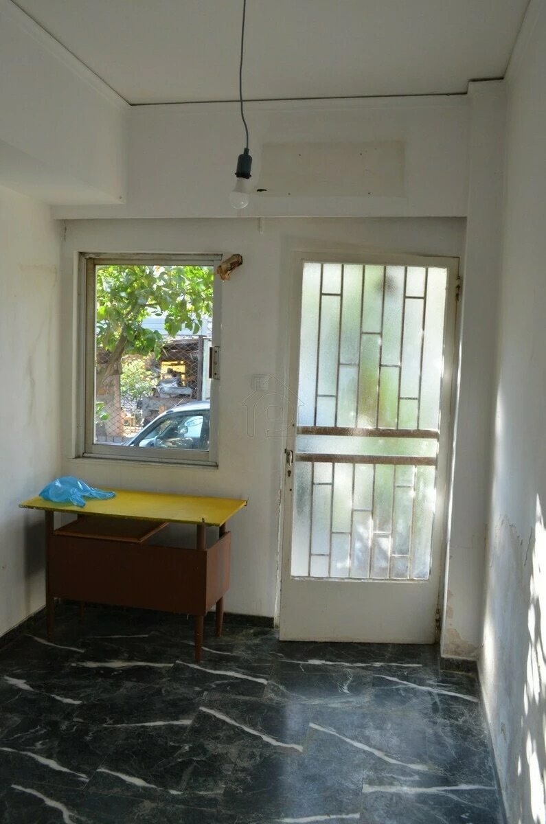 Apartment in Athens for sale in Polygono. ID A4-3360