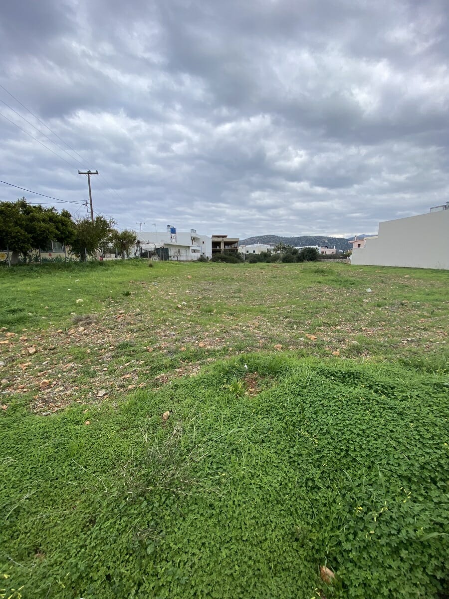 Land for sale near Agios Nikolaos. ID 33-2261