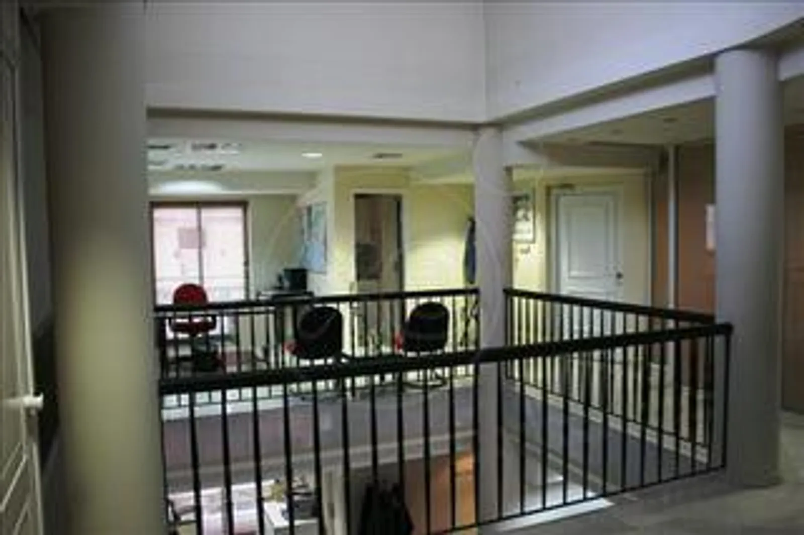 Golden Visa Commercial Space for sale in Kallipoli Piraeus. ID AC-159