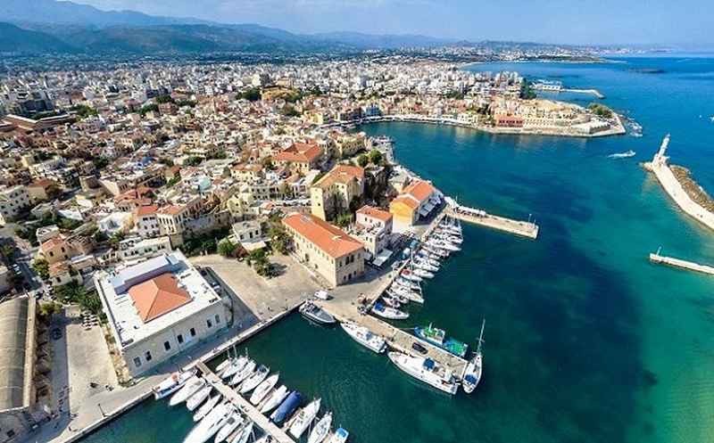 Commercial Plot for sale with building Capacity of 3072sqm in City Center Chania. ID 03-2207