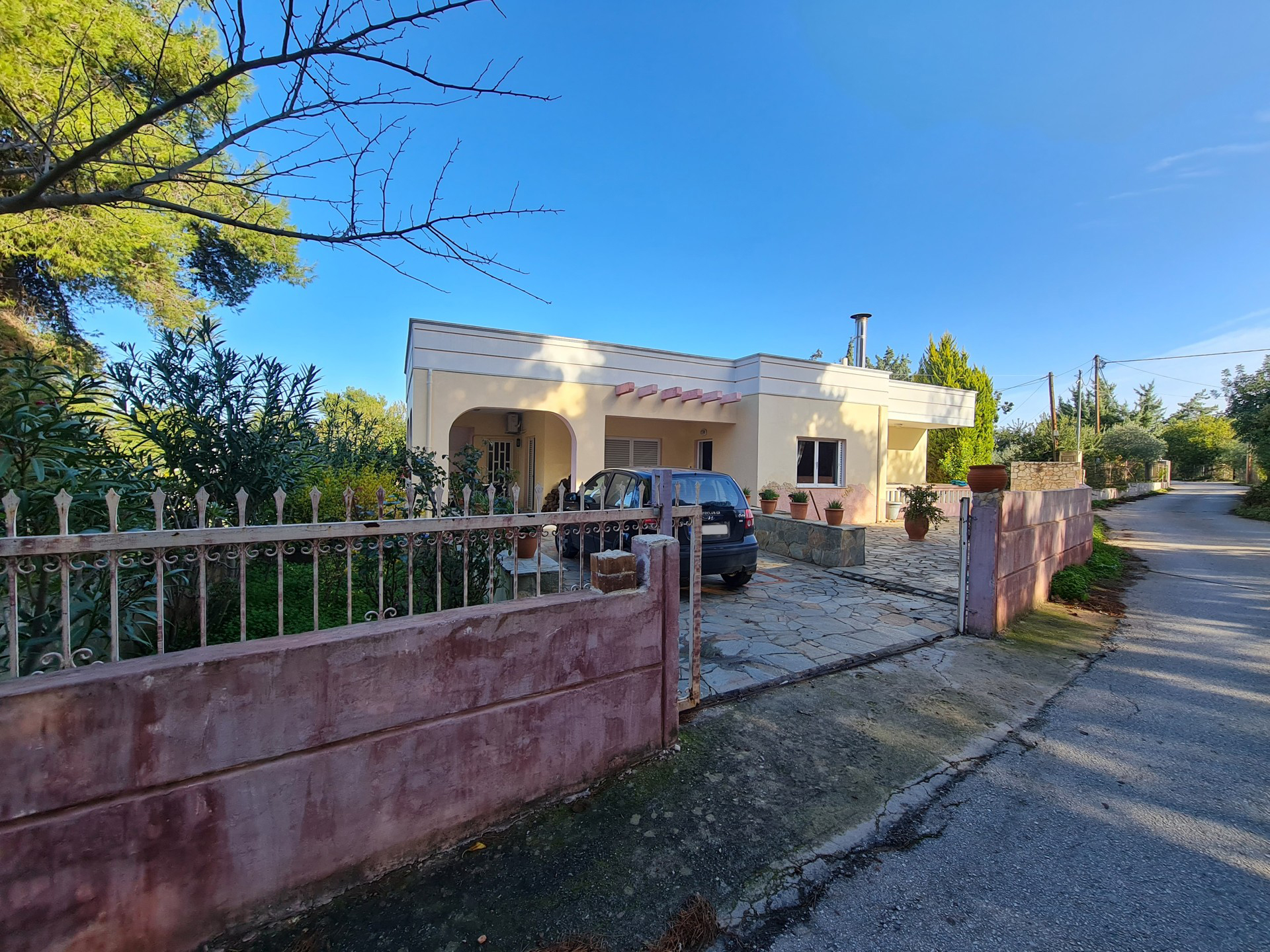Detached house for sale in Akrotiri Chania. ID 04-2961