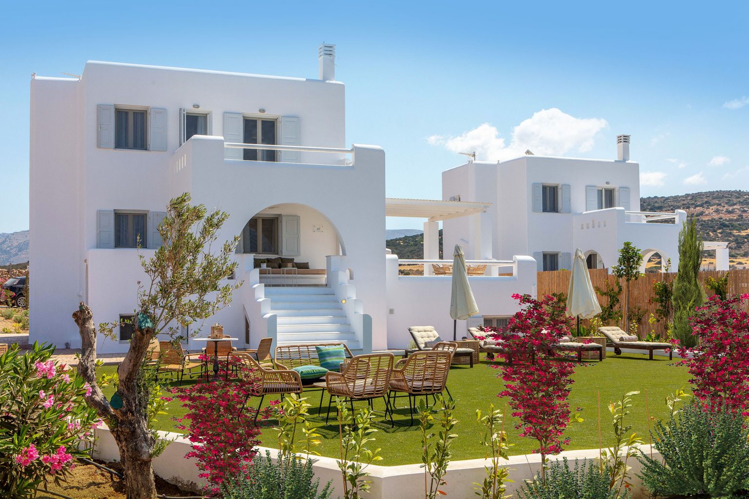 Luxury Villa in Naxos for sale. ID Nav-597