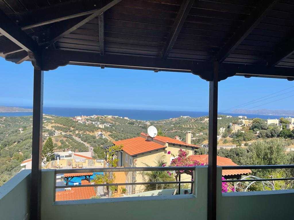 Villa for sale in Stalos Chania. ID 0v-557