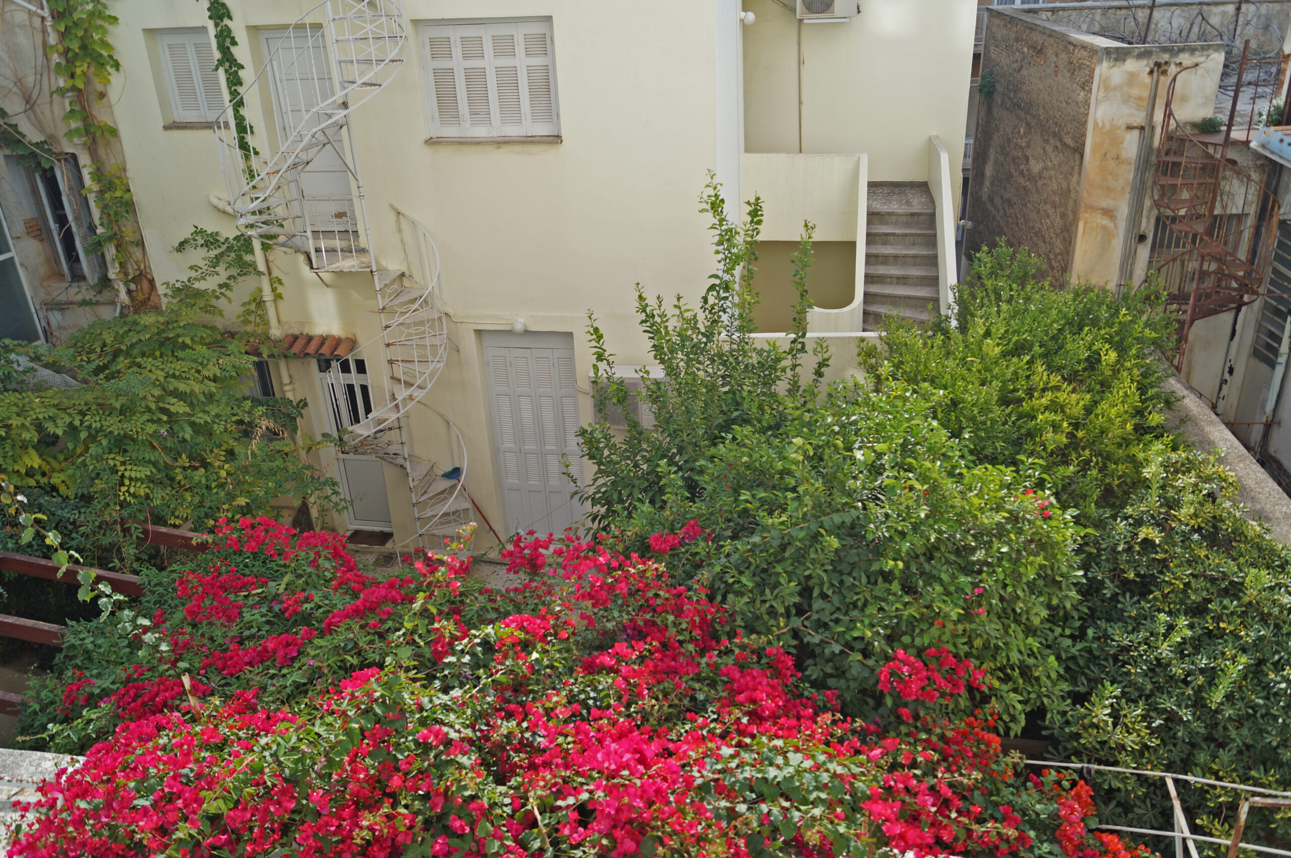 Athens Studio Apartment for sale in Koliatsou Square. ID A4-2744