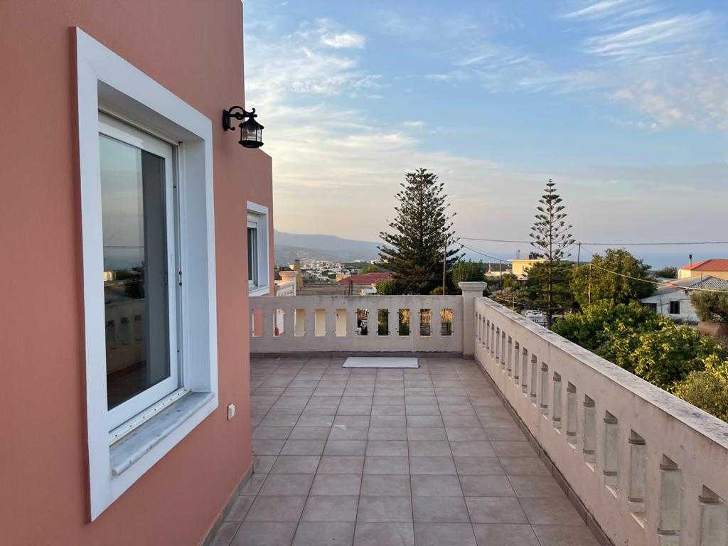 Maisonette for sale in Kolymbari. ID 04-2717