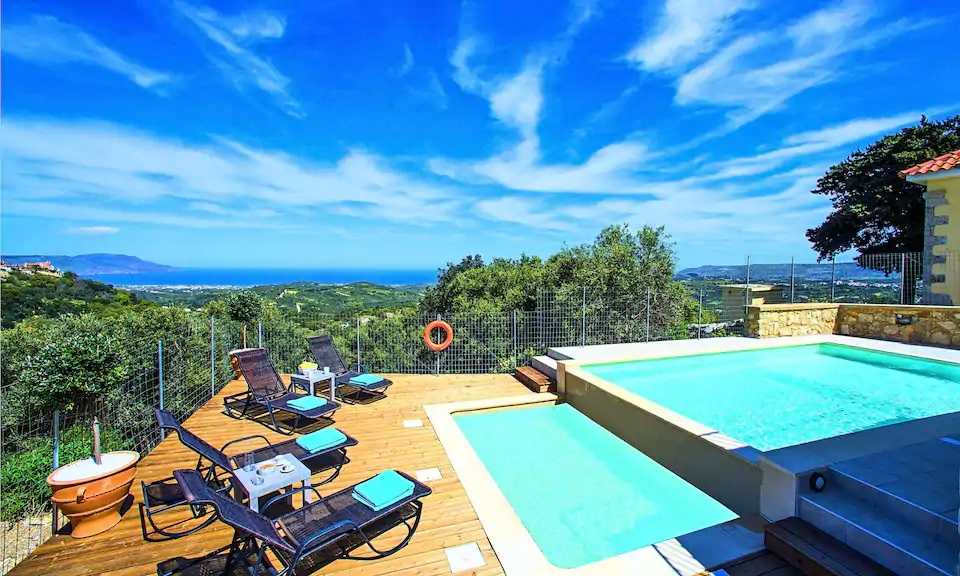 Stone villa for sale in Argiroupoli. ID 0v-536