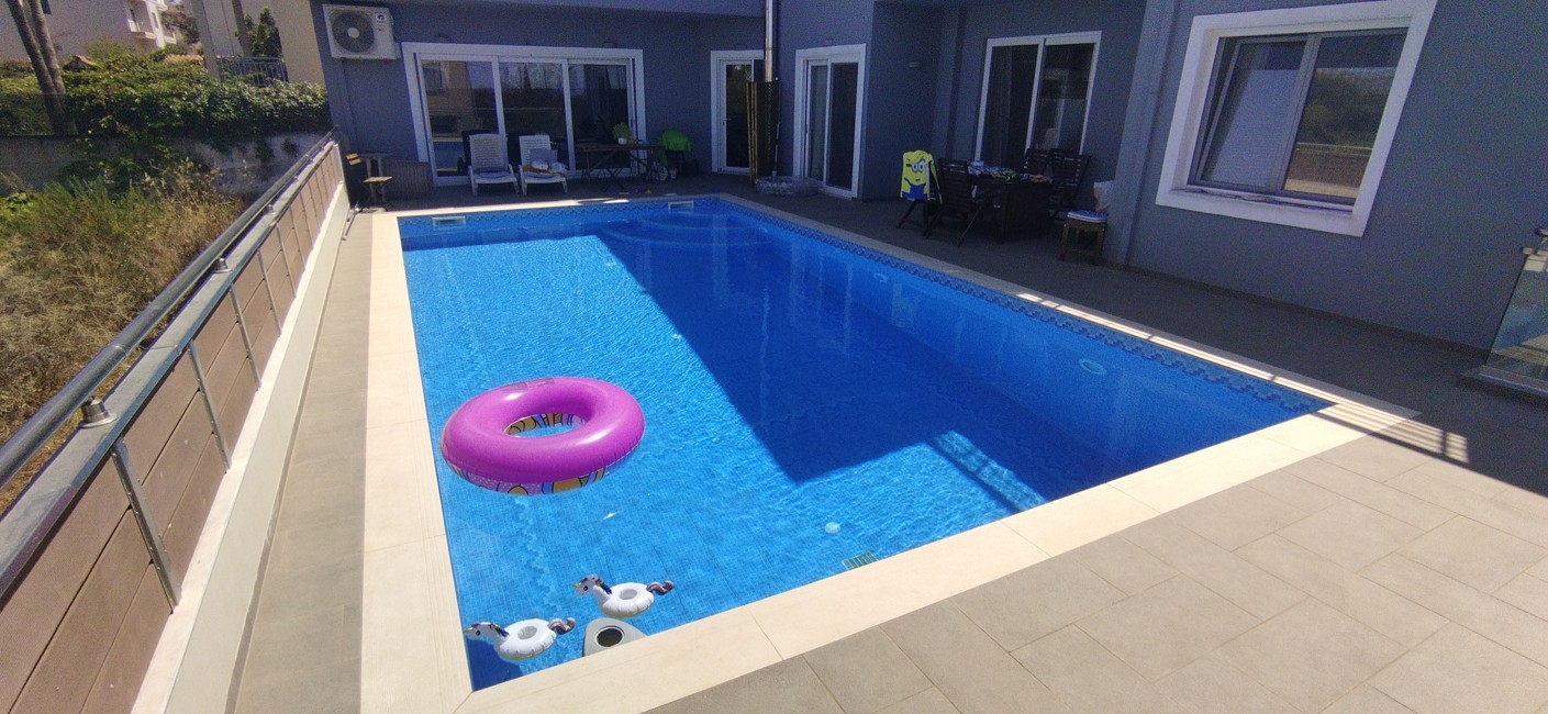 Luxurious Apartment for rent in Agios Onoufrios. ID 001-884