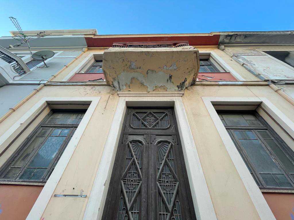Neoclassical Building for sale in Chania city. ID 04-2586