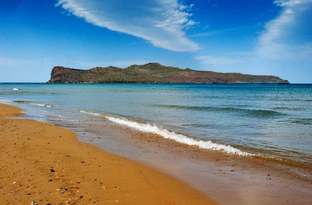 Seafront Plot for sale in Agia Marina. ID 06-281