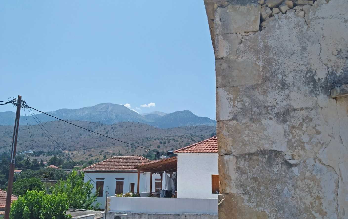Old House for sale in Fres Apokoronas. ID 04-2560