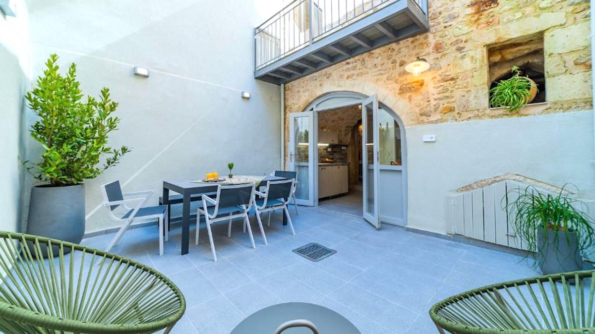 House for sale in Rethymnon Old Town. ID 14-2534