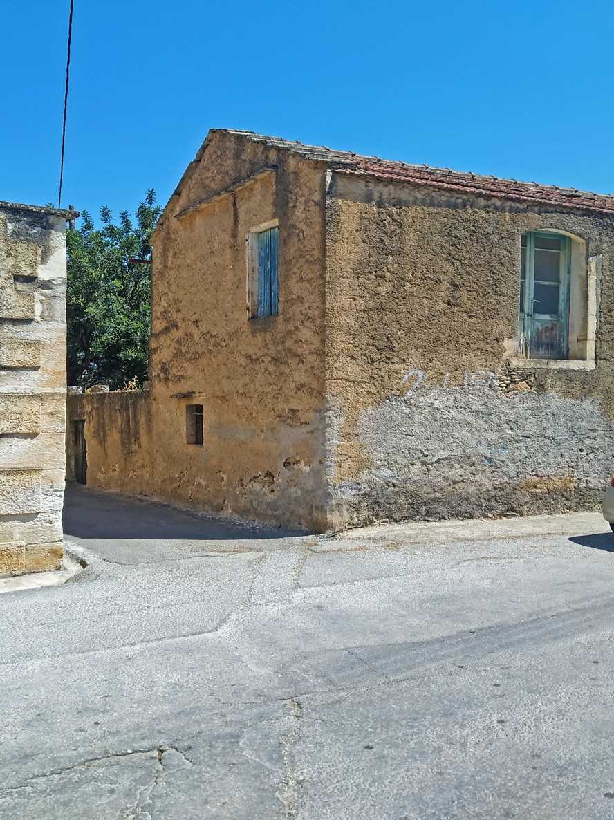 Old House for sale in Gavalochori. ID 05-2814