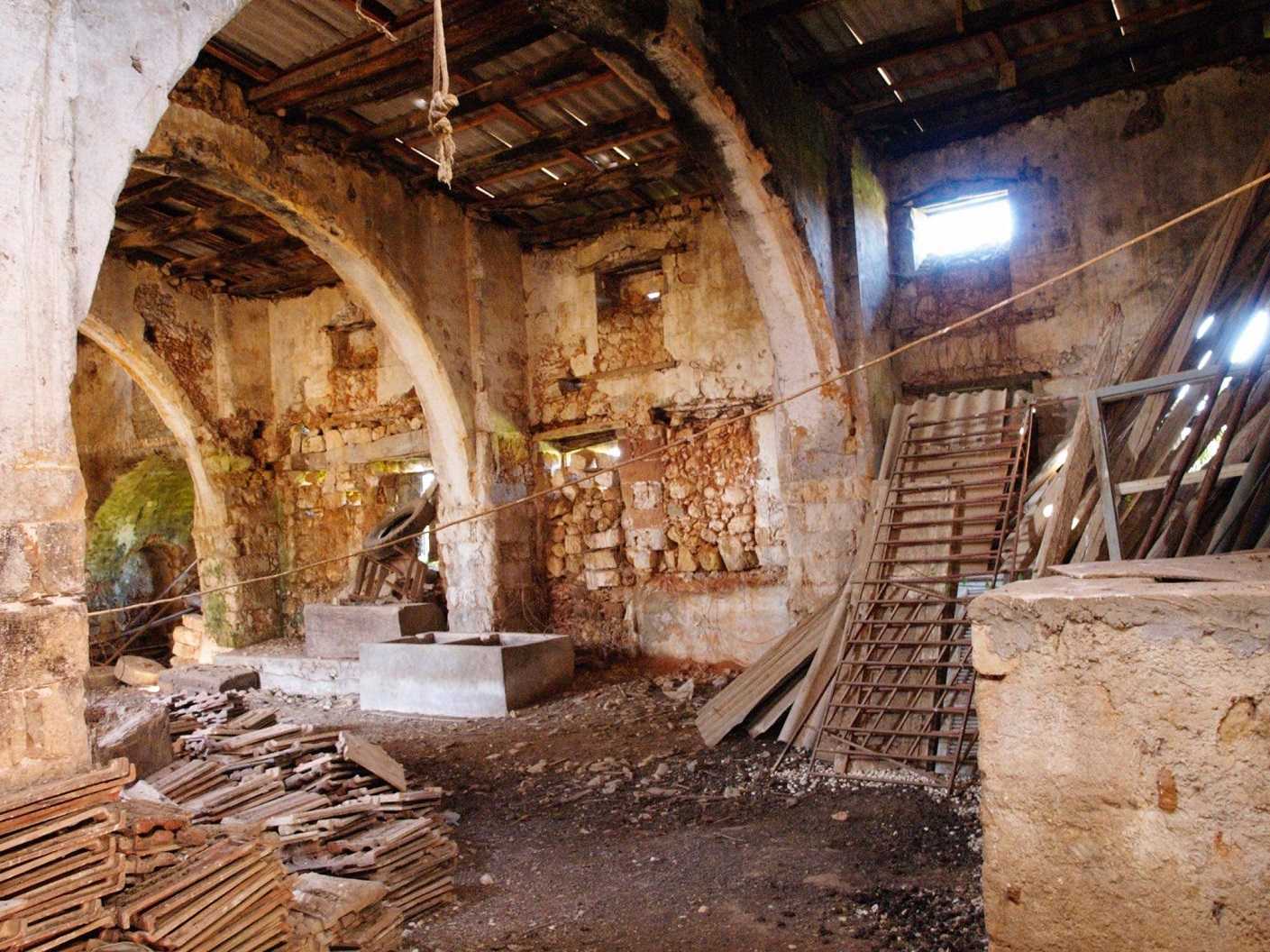 Land for sale in Perivolia. ID 03-2061