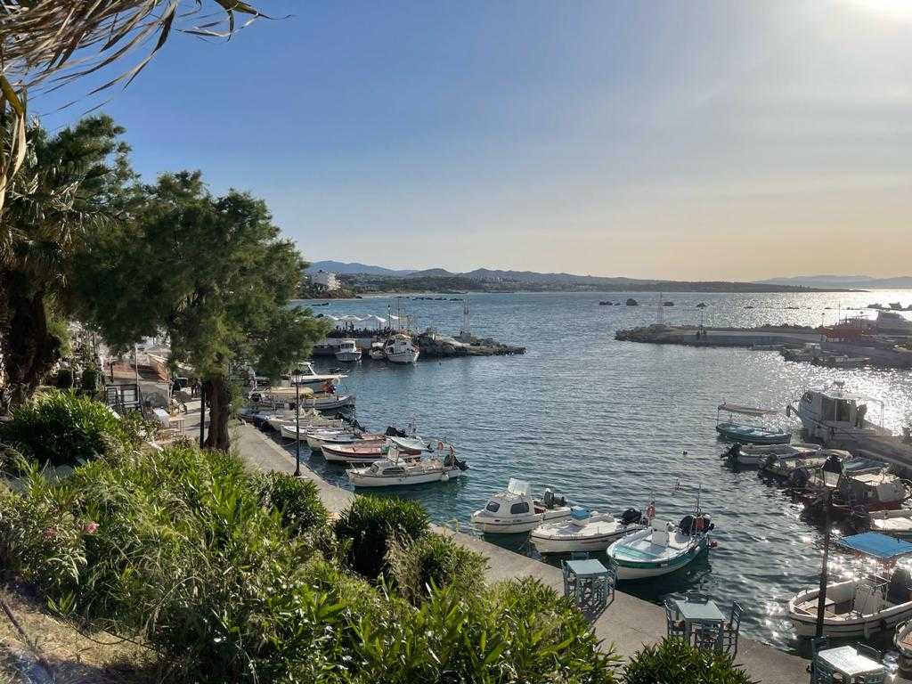 Seafront Building for sale in Nea Chora Chania. ID 04-2462