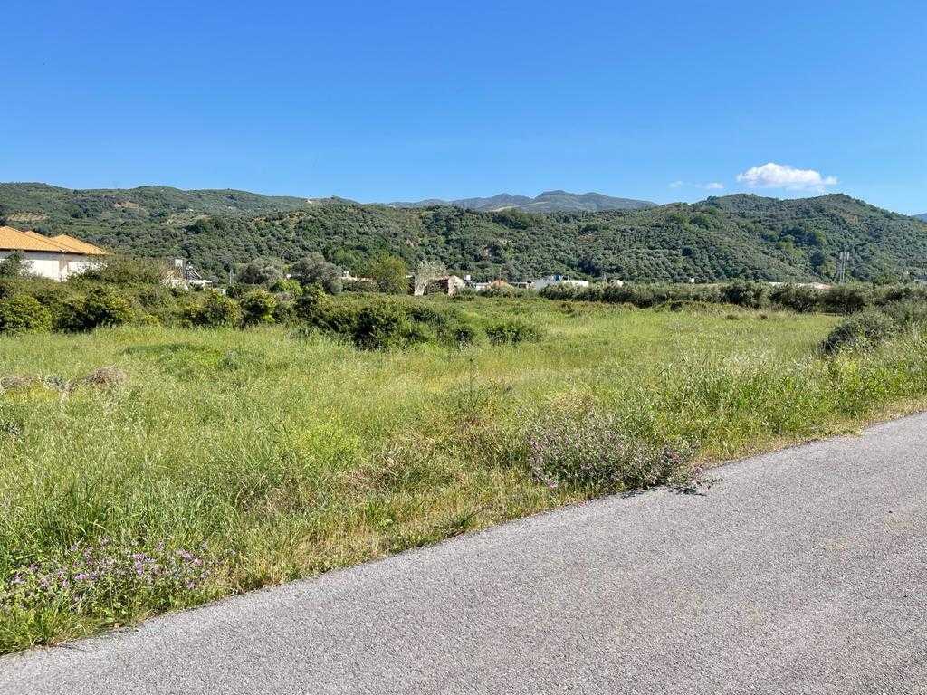 Land for sale in Voukolies Chania. ID 03-2022