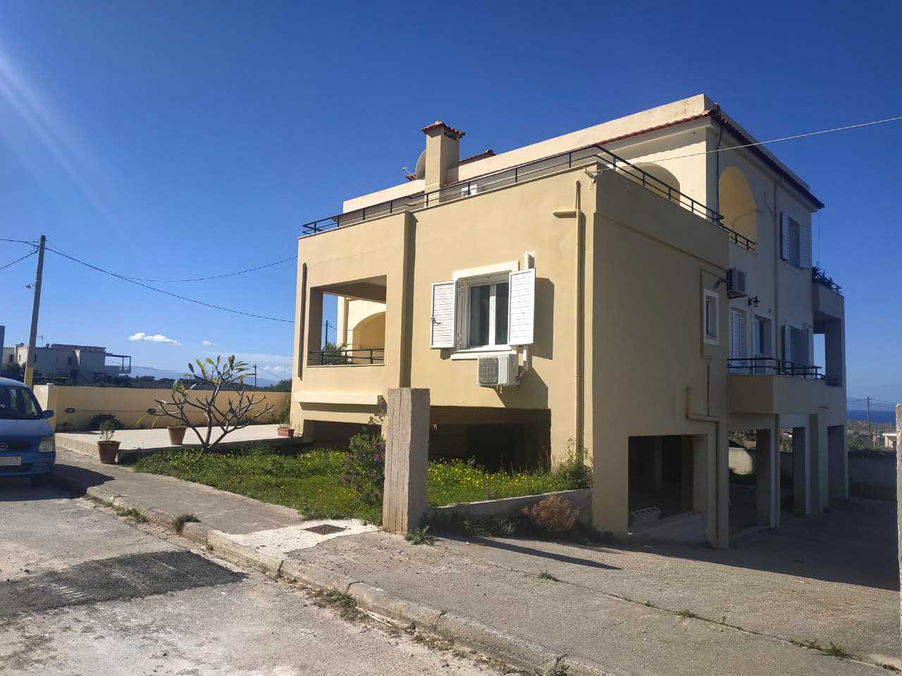 Apartment in Chorafakia for rent. ID 001-833