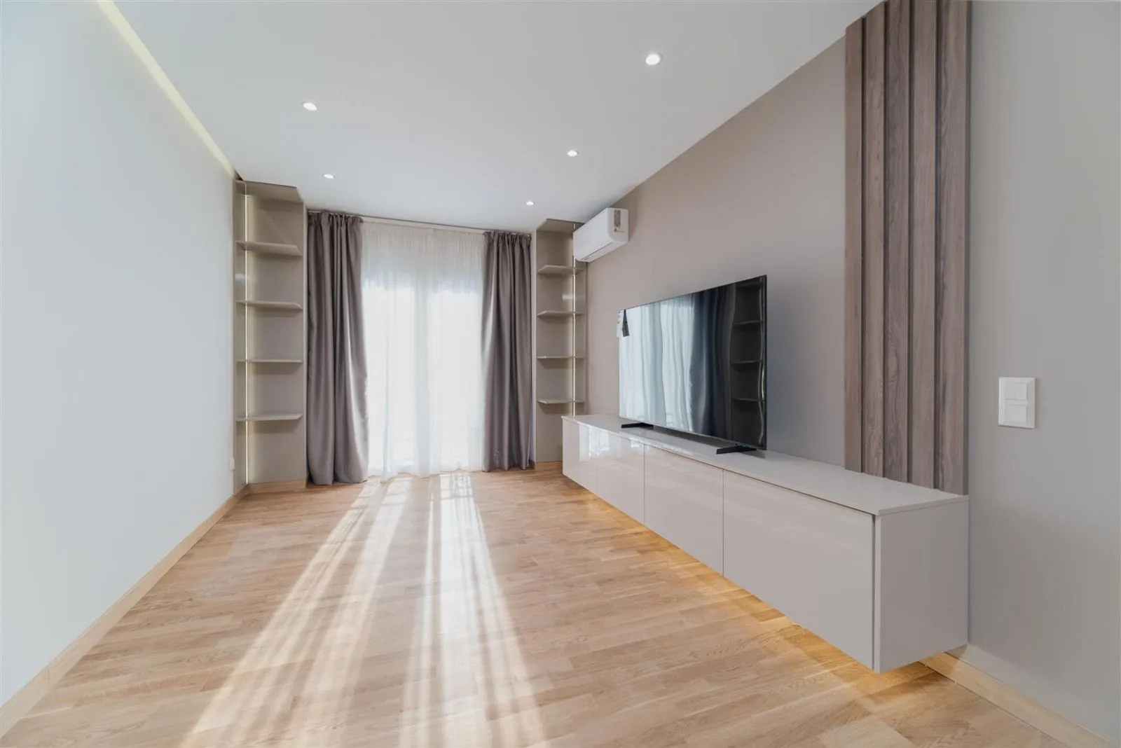 Two Bedroom Apartment for sale in Kypseli. ID A4-11796